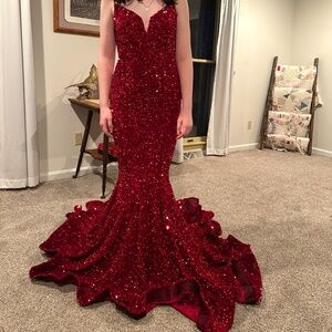 NWOT Sherri Hill size 2/4 Prom Dress